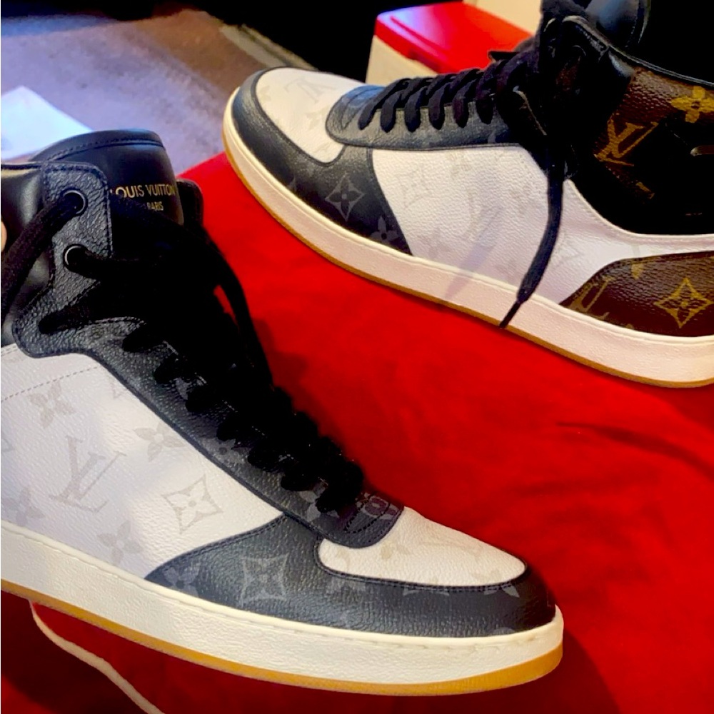 Louis Vuitton Size 8 1/2 Men’s shoes